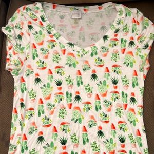 Cute succulent t shirt with V-neck (Size: Medium)